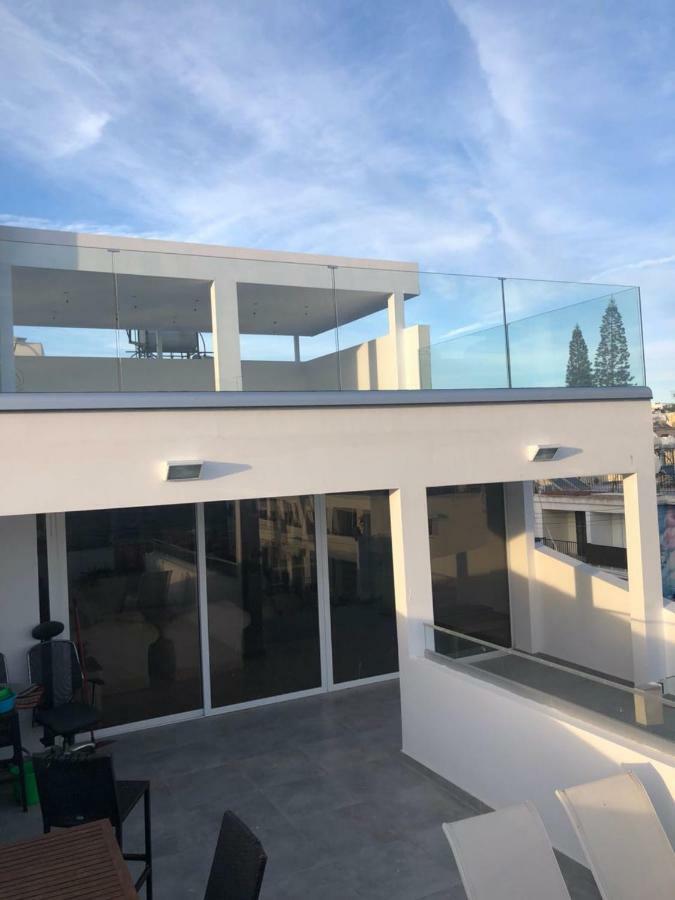 Freminore Sky Aprtments Aya Napa Dış mekan fotoğraf