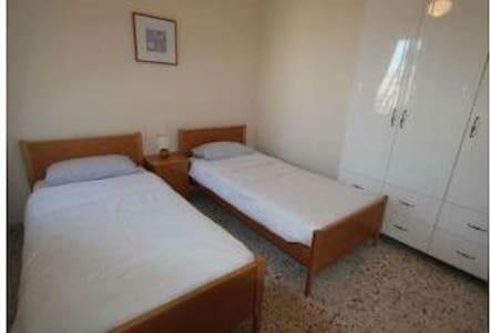 Freminore Sky Aprtments Aya Napa Dış mekan fotoğraf